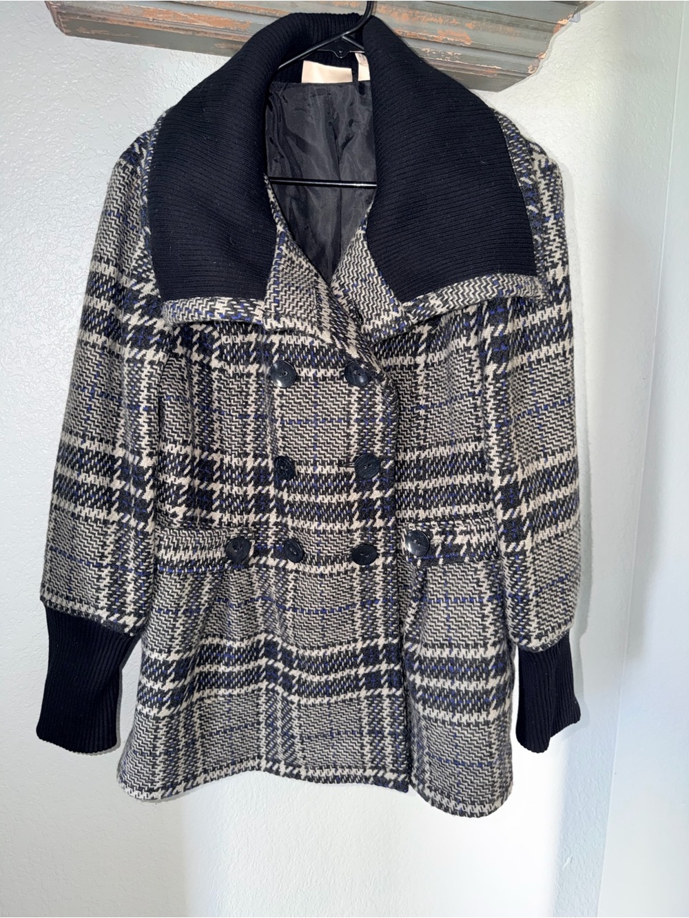 DKNY Peacoat XL Black Cream Grey Blue Plaid